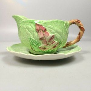 Carlton Ware creamer and saucer Foxglove Green